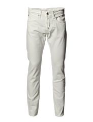 SLIM JEAN