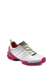 ECCO BIOM TRAIN KIDS - WHITE WITH BEETROT SOLE