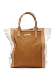 Friis & Company More Shopper