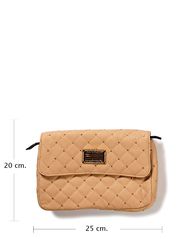 Hin Quilted Clutch 