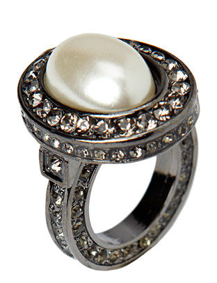 Friis & Company Beat Ring