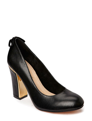Friis & Company Lizabeth