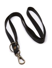 Konrad Ring Keyhanger