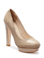 Live & Love Carlina - Nude