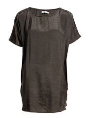 ONLY MACY STUDS LONG TOP