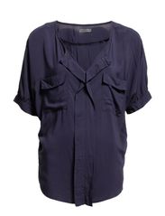 Soaked in Luxury FLOTTI3 - midnight sea