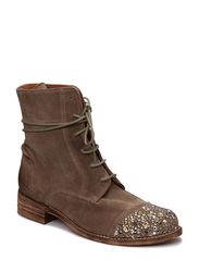 Sofie Schnoor Suede Boot W. Stud Details