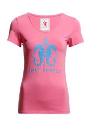 Basic T-shirt