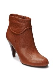 Stylesnob Calla Boot - Tan