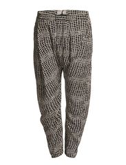 The Wardrobe Limbutu Pants