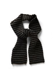 Tusnelda Bloch Scarf