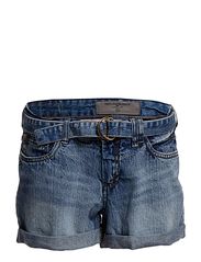 Vero Moda TOMBOY 841 SHORTS - MAY CAMPAIGN